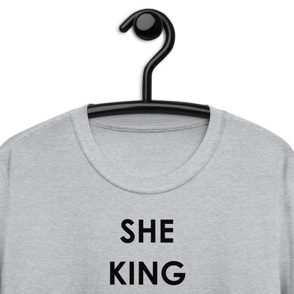 SHE KING ON MY GIZZARD UNTIL I LIZARD WIZARD Short-Sleeve Unisex T-Shirt